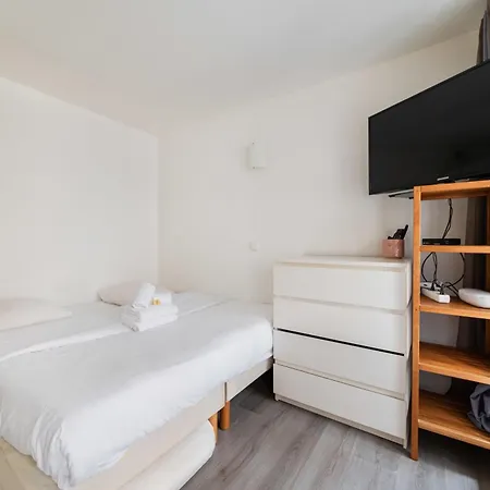 Grand Fonctionnel Republique - 10 - 2p Appartement *